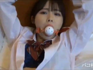 气质美女按摩器玻璃道具自慰高潮出白浆